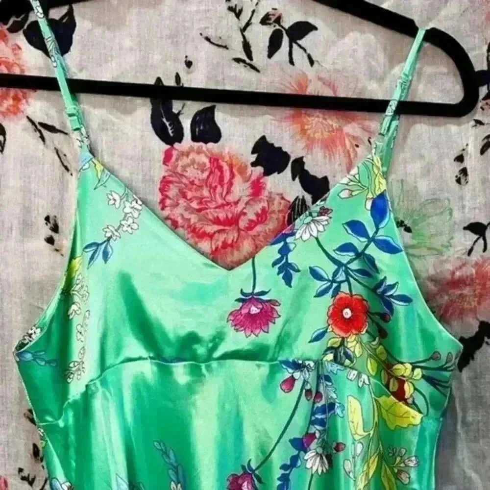Emma & Michelle Satin Spaghetti Strap Slip Floral Dress size Medium - Picture 5 of 7